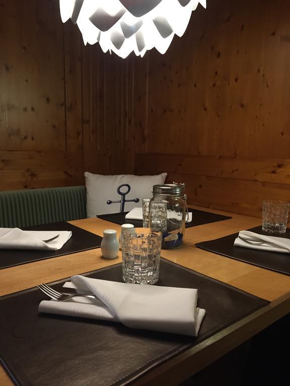 Hafen Hotel Schuetzenhof Бург-ауф-Фемарн Экстерьер фото